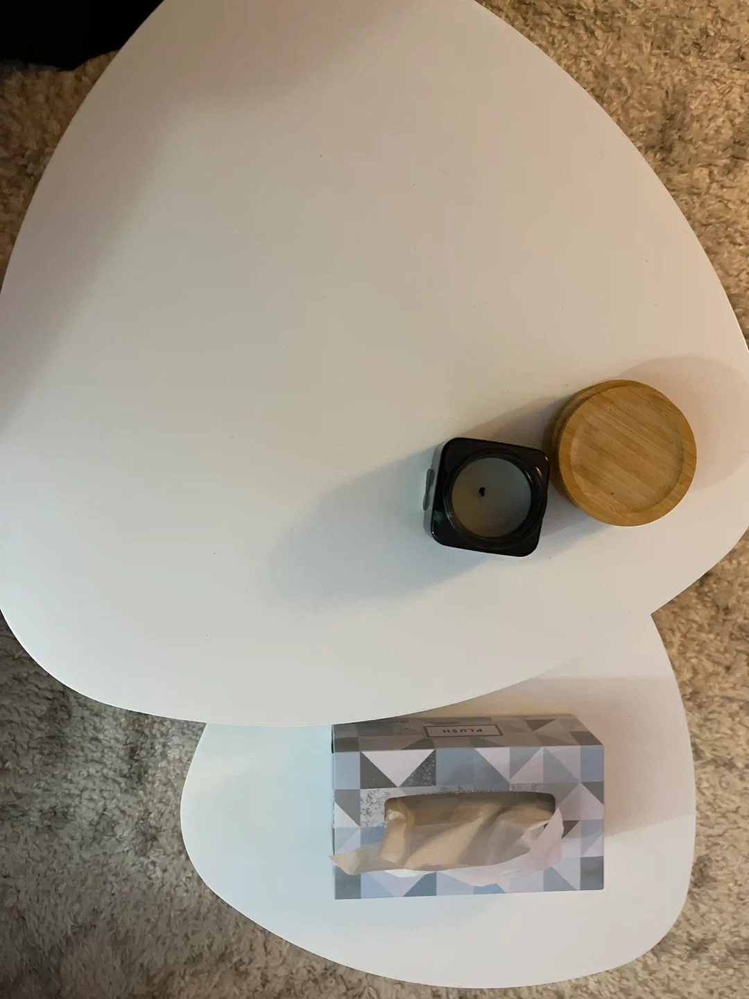 White Nesting Coffee Tables - Modern Style image indicator(2)