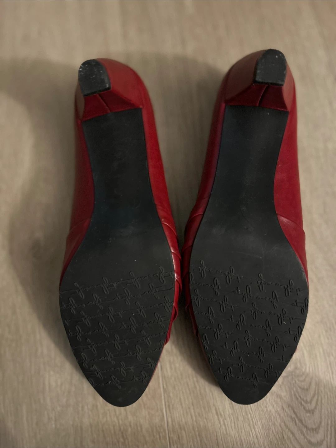 Hush Puppie Soft Style Red Heels - Size 7.5 - photo 4