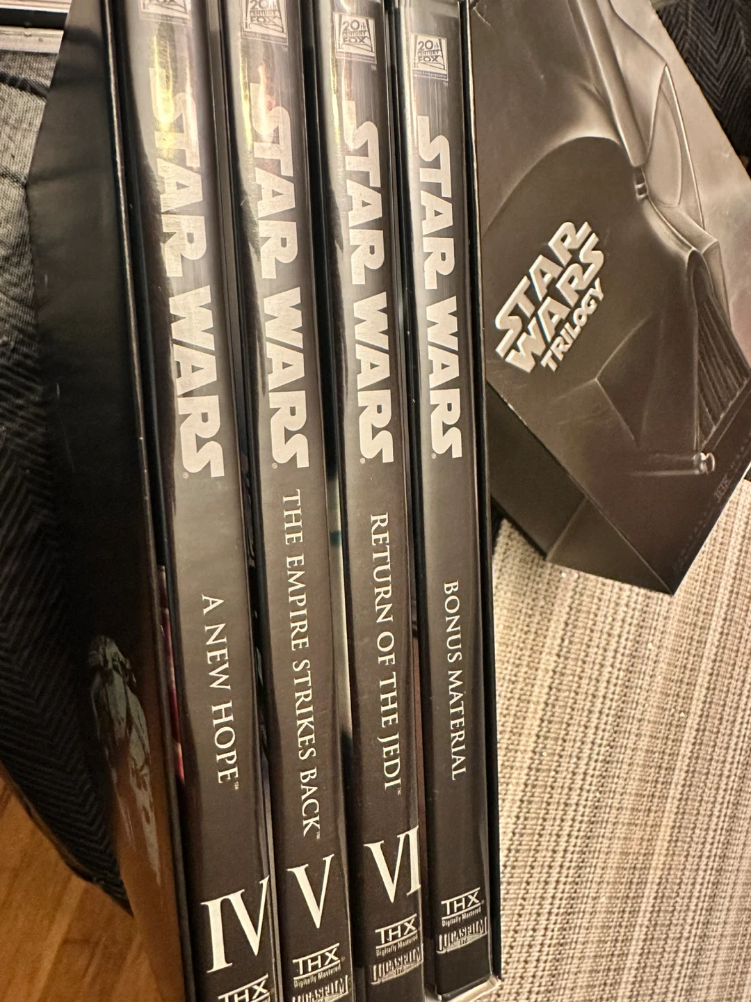 New Star Wars Trilogy DVD Box Set - photo 2