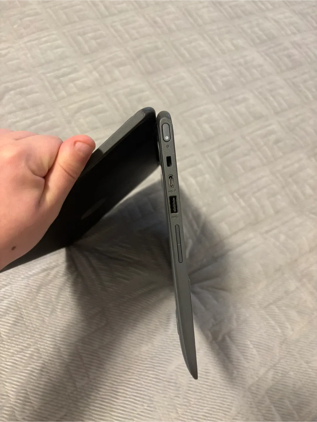 HP Chromebook - Great Condition! image indicator(5)