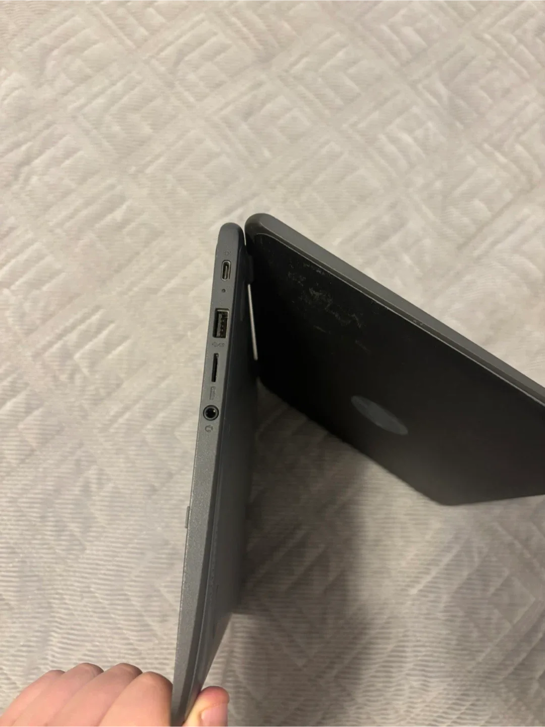 HP Chromebook - Great Condition! image indicator(2)