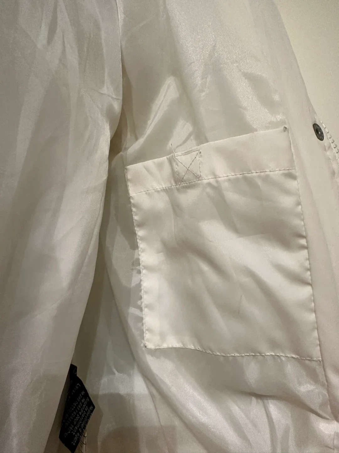 Seductions White Puffer Vest - Size L image indicator(3)