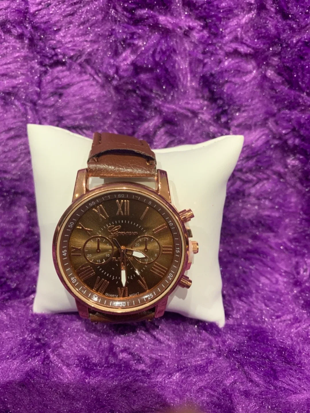 Brown Wrist Watch thumbnail