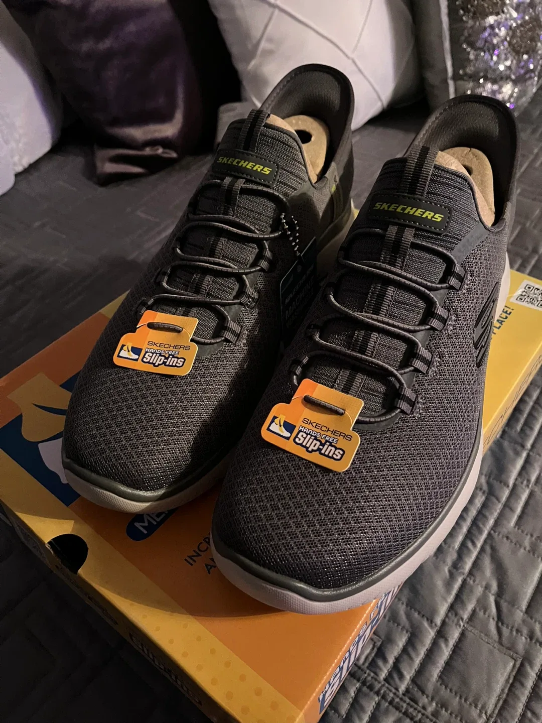 New Skechers Hands Free Slip-ins, Size 12 image indicator(4)