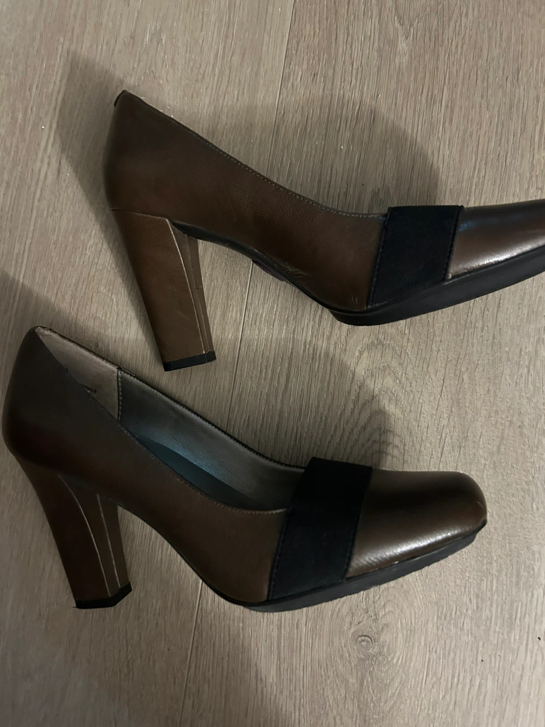 Me Too Brown Leather Heels - photo 3