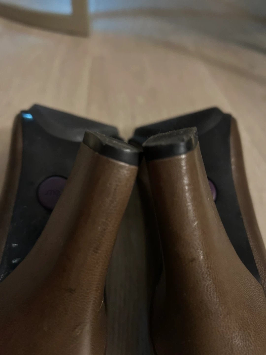 Me Too Brown Leather Heels - photo 5