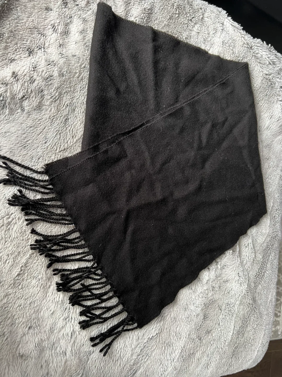 H&M Black Scarf image indicator(6)