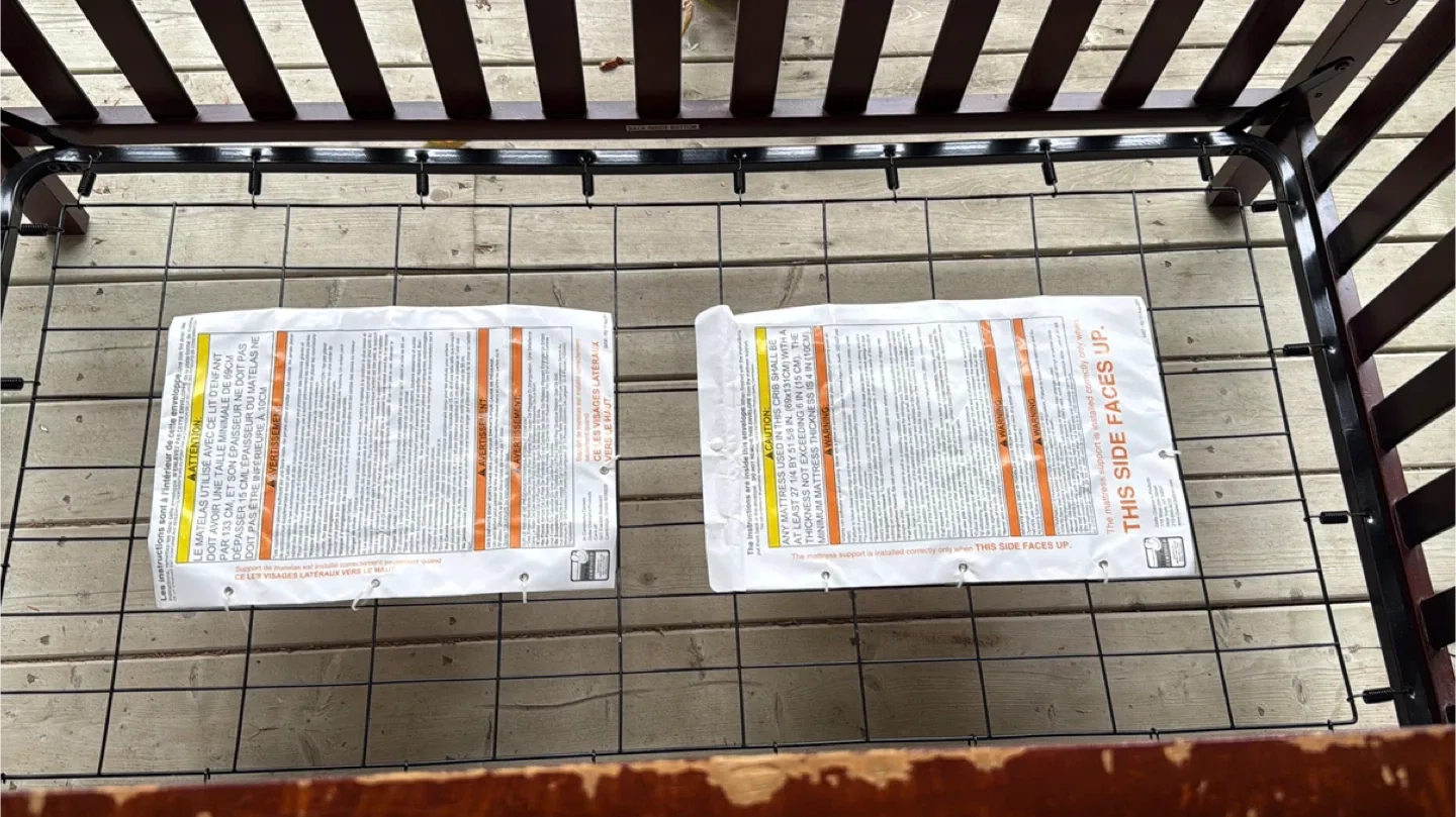 Convertible Crib - Brown image indicator(8)