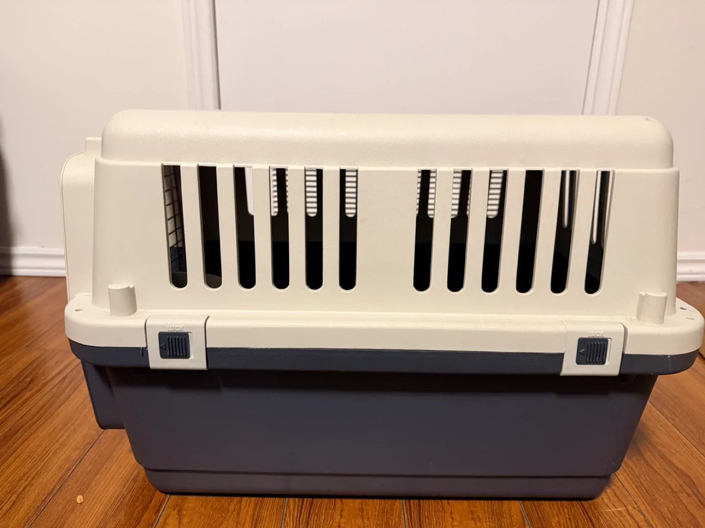Essentials Pet Carrier image indicator(5)