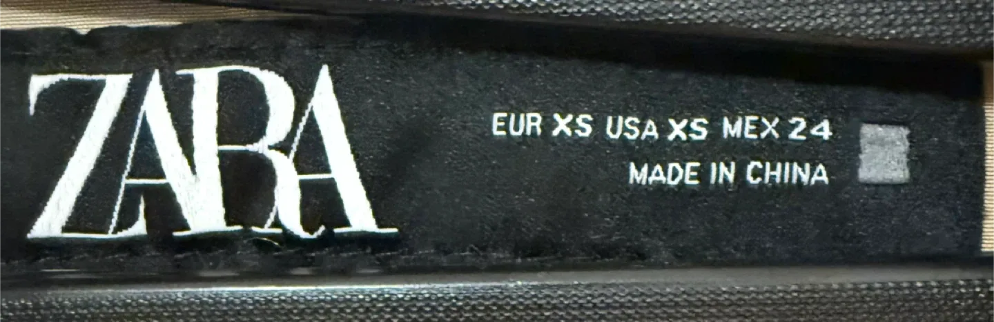 Zara Trench Coat - Size XS image indicator(2)