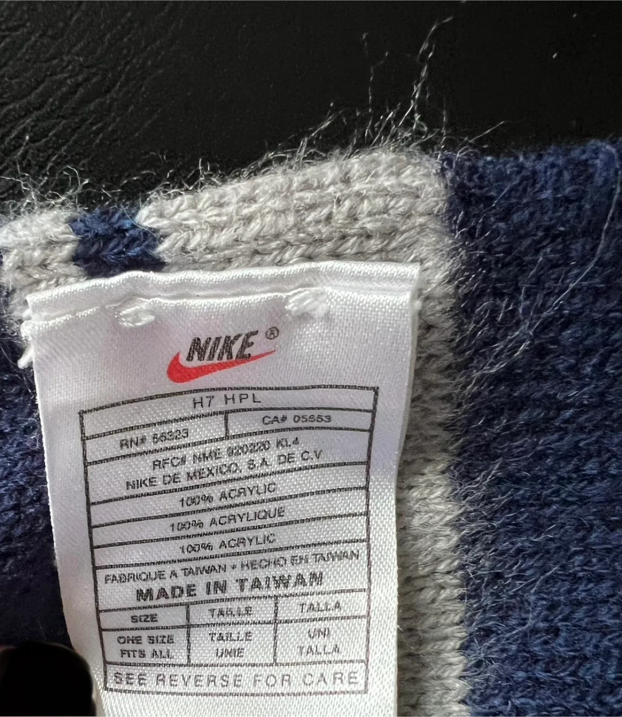 NIKE Navy Blue Acrylic Scarf - One Size image indicator(3)