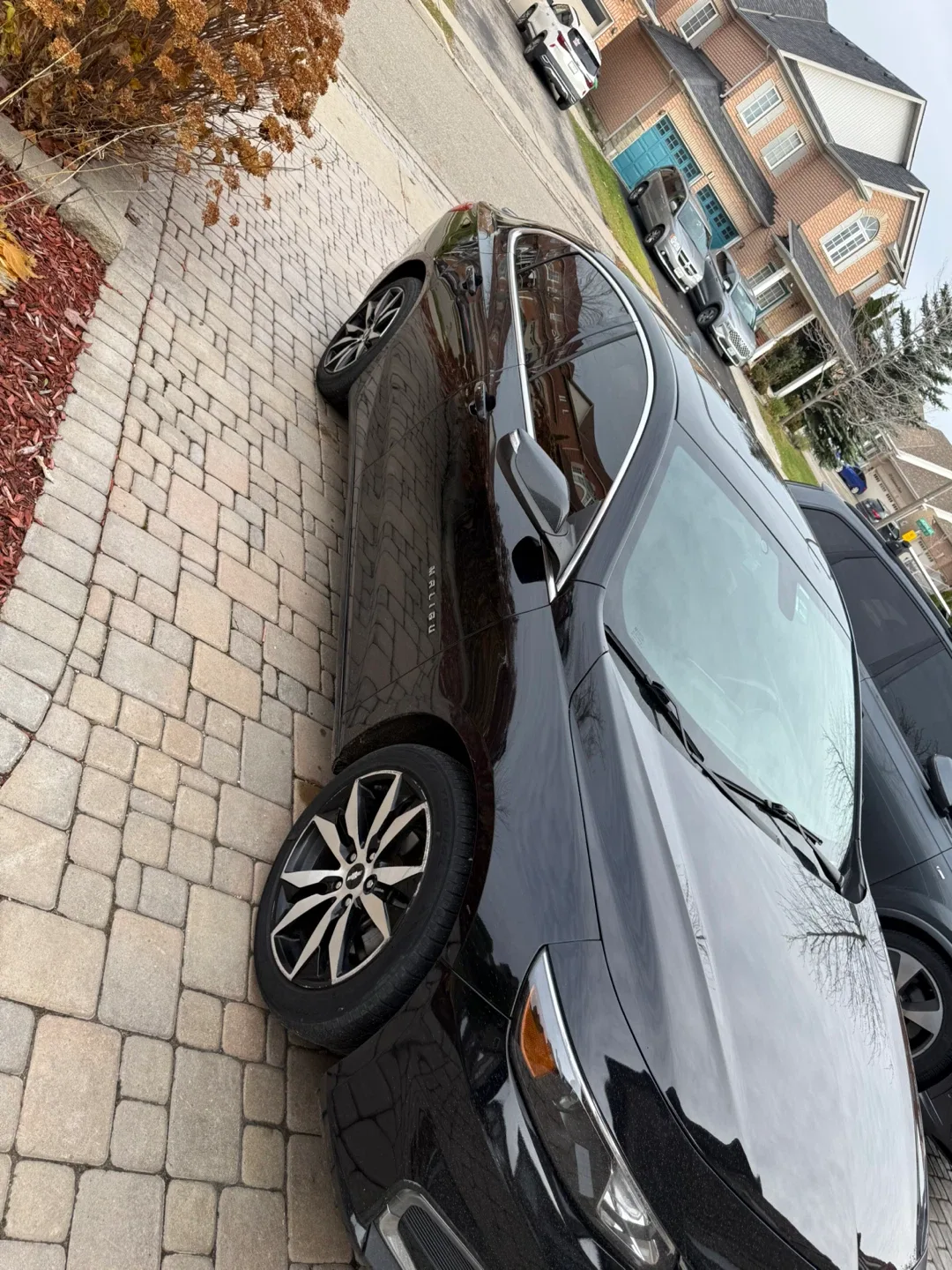 Black Chevrolet Malibu 2018 image indicator(8)