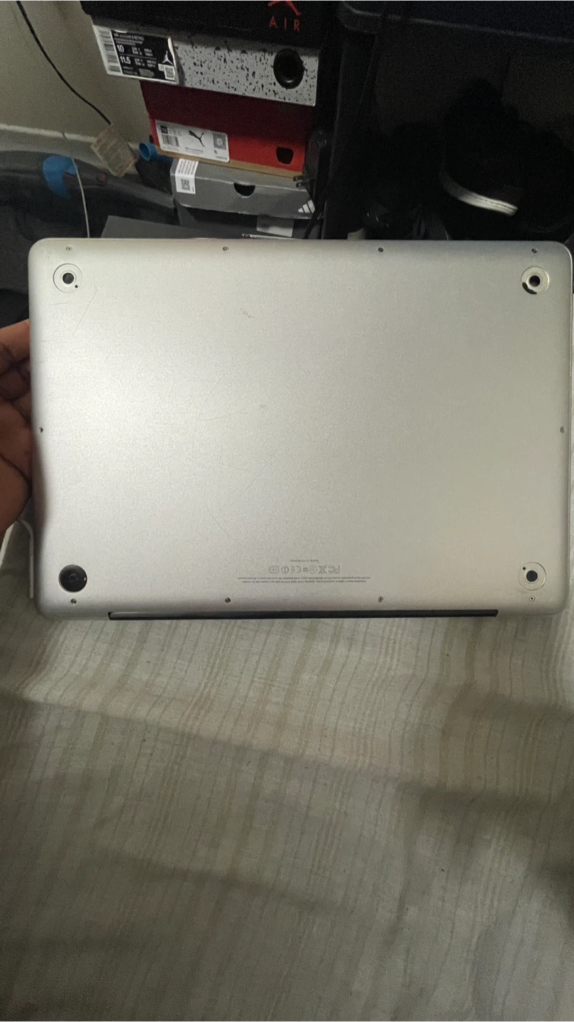 Apple MacBook Pro - photo 3