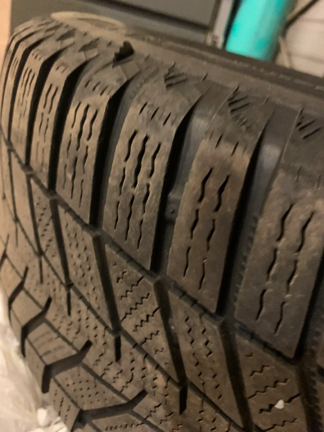 Continental WinterContact SI 215/60R16 Snow Tires image indicator(4)