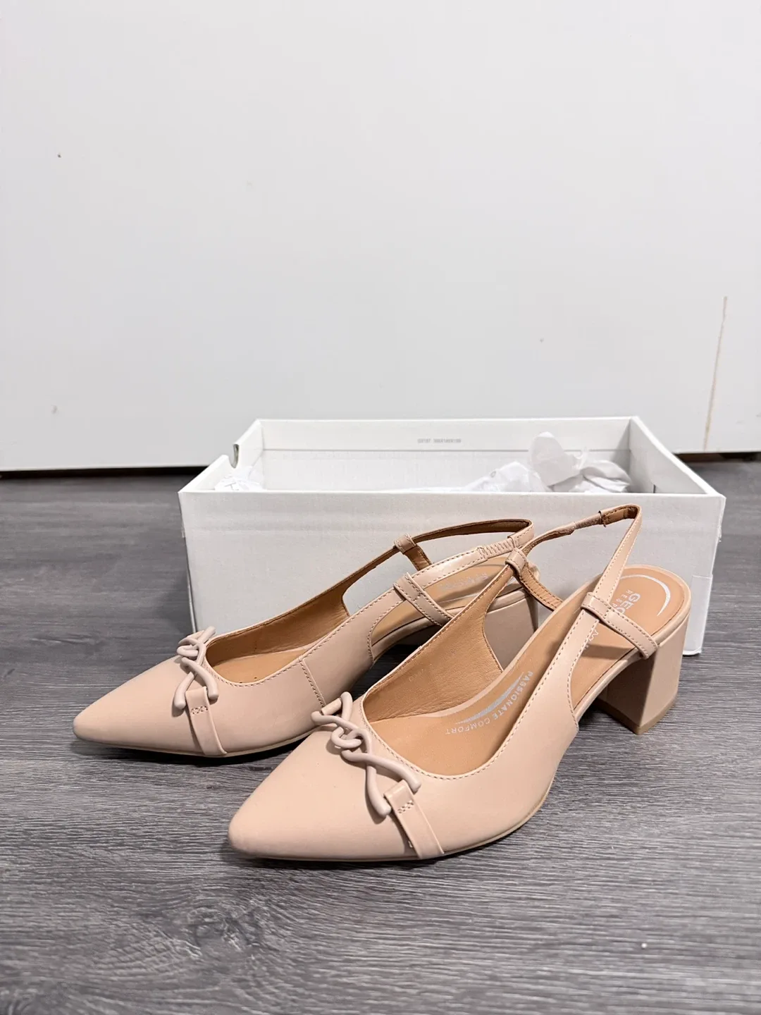Geox Beige Slingback Heels - Size 6 an NEW🔥