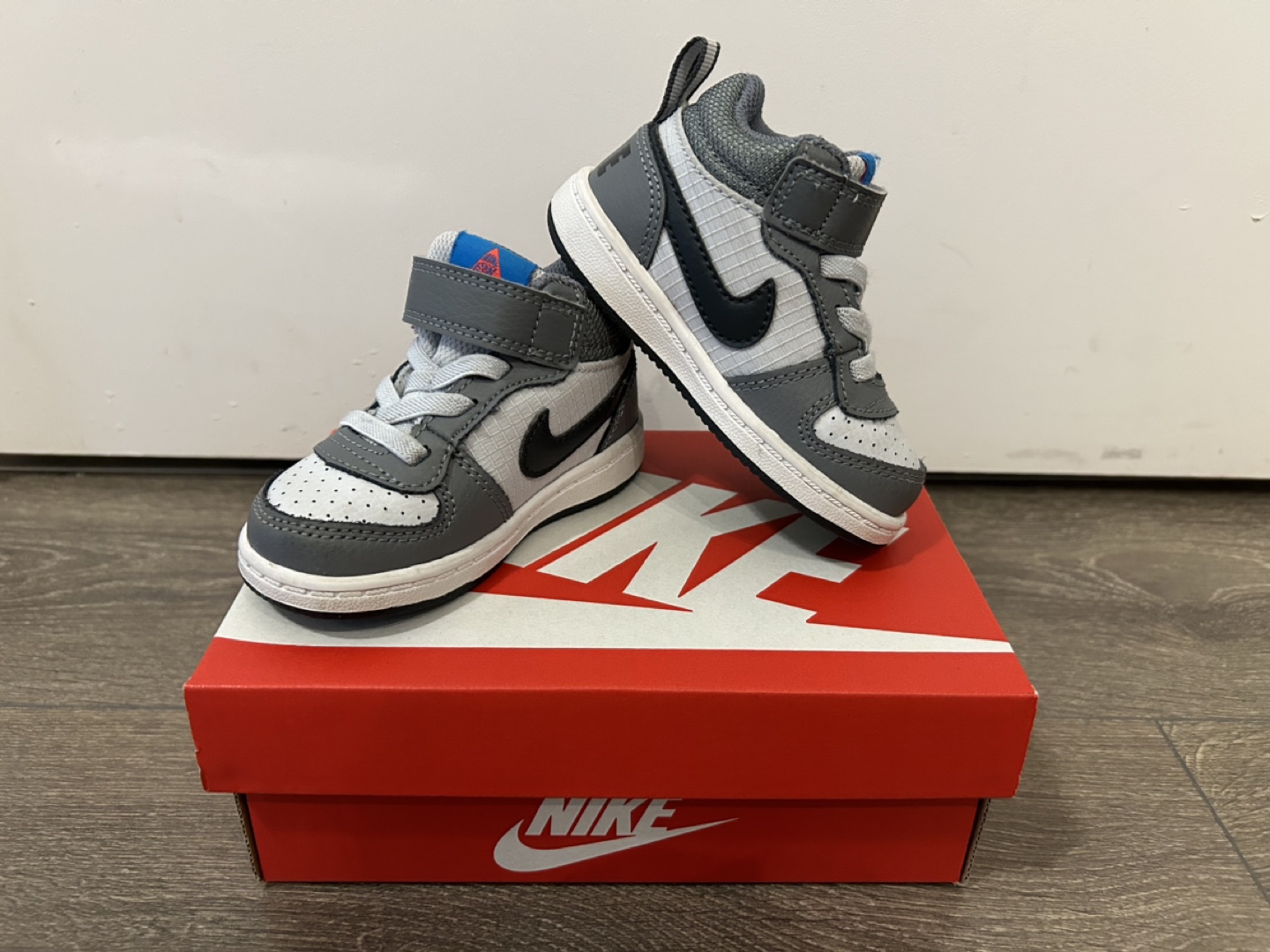 Nike Toddler Shoes (Size 5C)