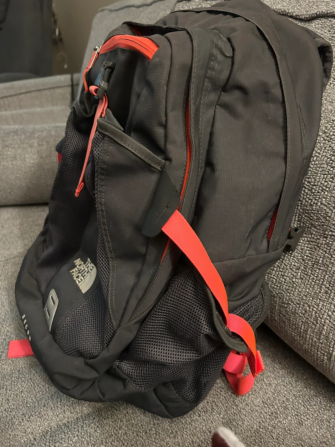 The North Face Backpack Black and Red - photo 2