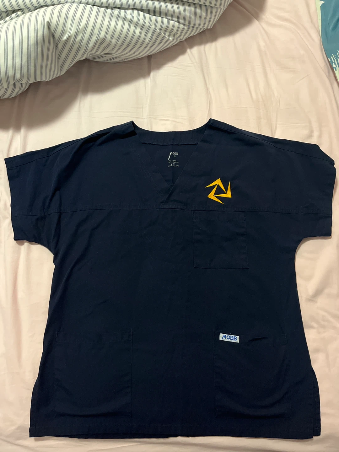MOBB V-Neck Scrub Top - Size S (TMU students)