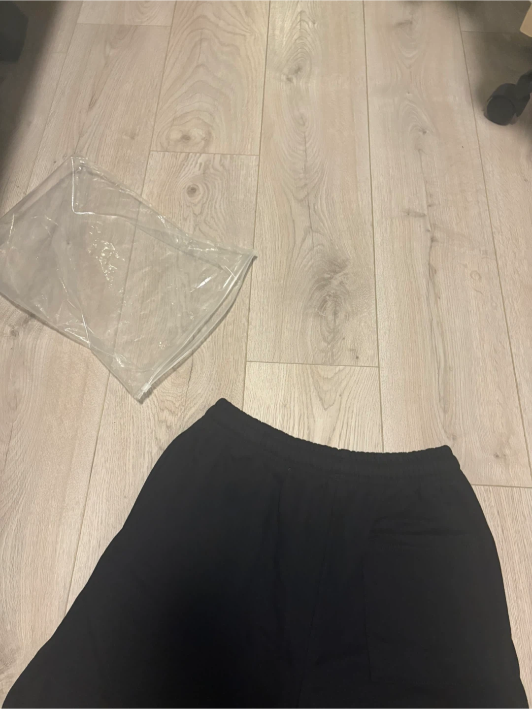 Gallery Dept. Black Shorts - Size M - photo 2