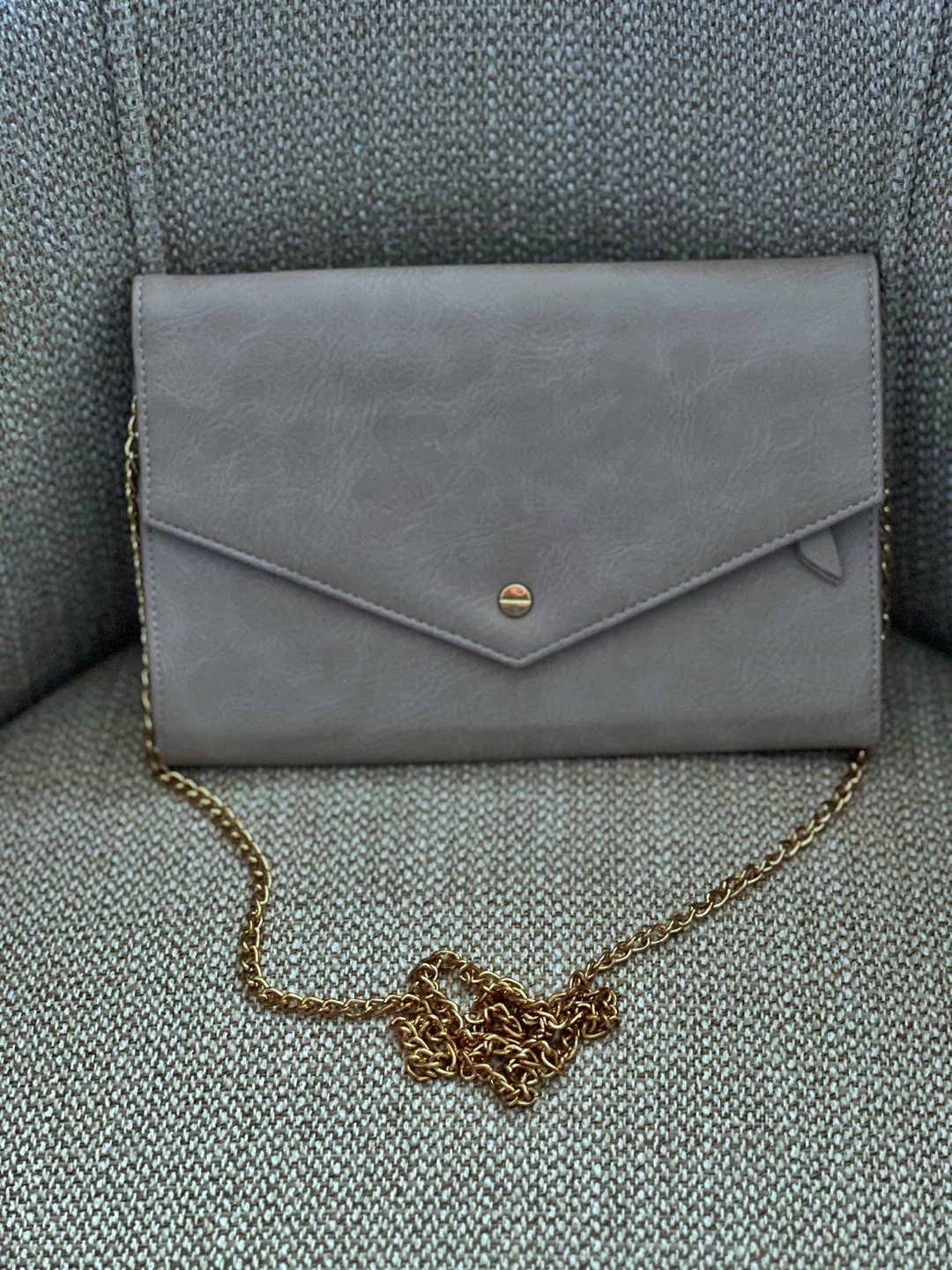 RW & CO. Grey Clutch with Gold Chain