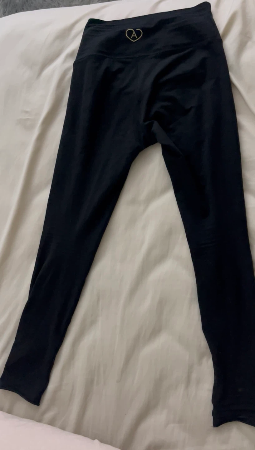 Aritzia Black Leggings - Size XS - photo 3