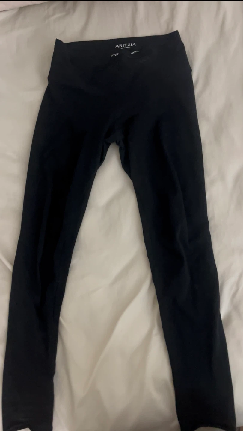 Aritzia Black Leggings - Size XS - photo 2