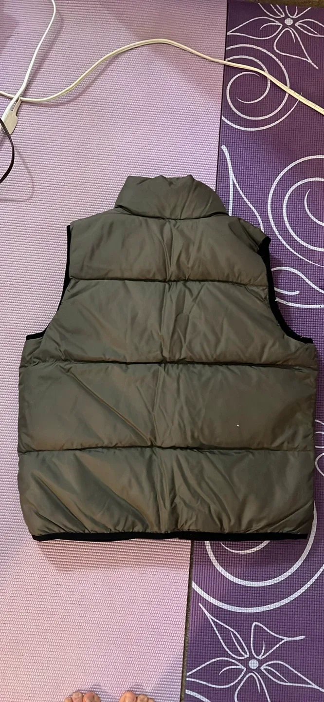 Polo Ralph Lauren Down Vest XS image indicator(2)