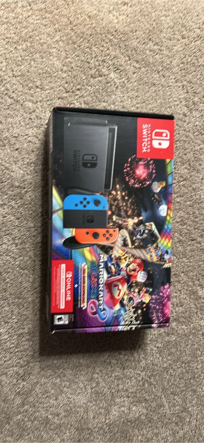 Nintendo Switch Console Mario Kart 8 Deluxe Bundle