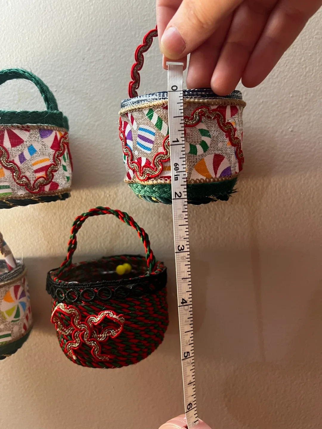 Handmade Decorative Mini Christmas Basket image indicator(10)