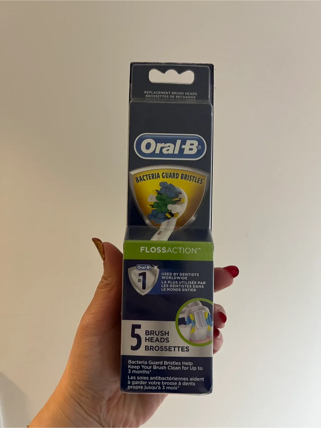 Oral-B FlossAction Replacement Brush Heads - 5 pack thumbnail