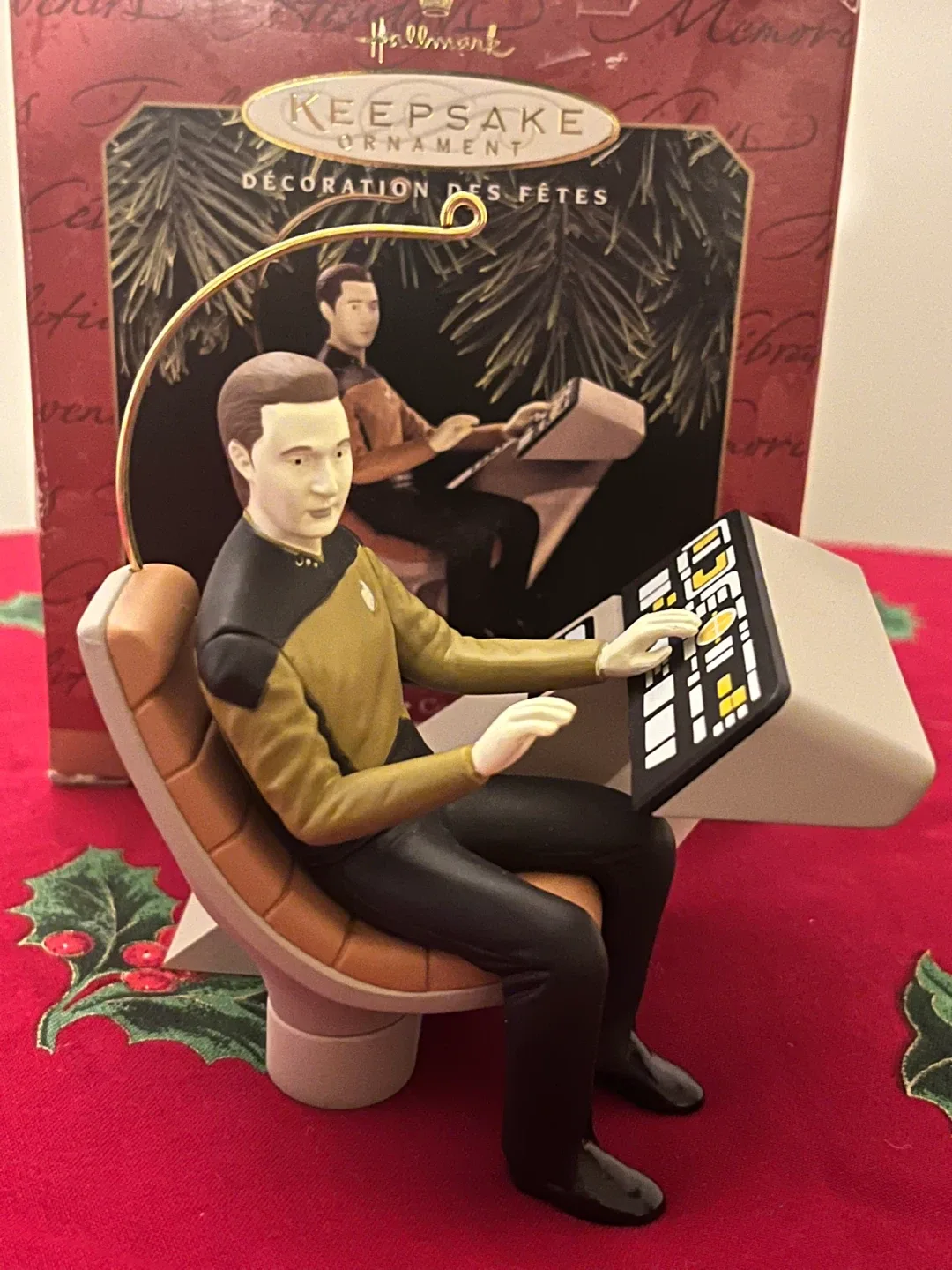 Hallmark Keepsake Star Trek Commander Data Ornament image indicator(2)
