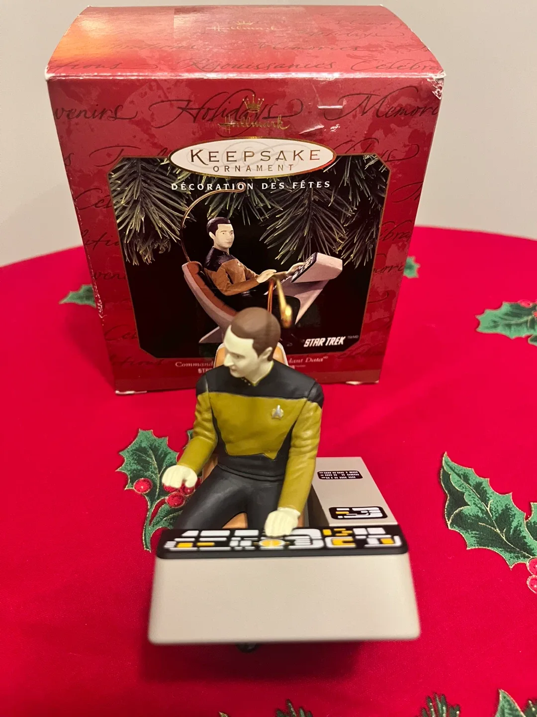 Hallmark Keepsake Star Trek Commander Data Ornament image indicator(7)