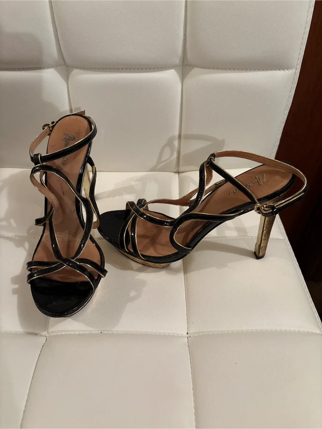 Marciano Black & Gold Heels Size 39 image indicator(2)