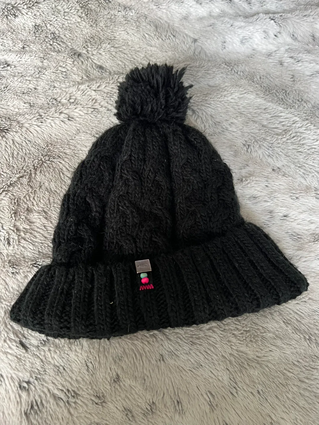 Ladies O'Neill Black Acrylic winter hat image indicator(2)