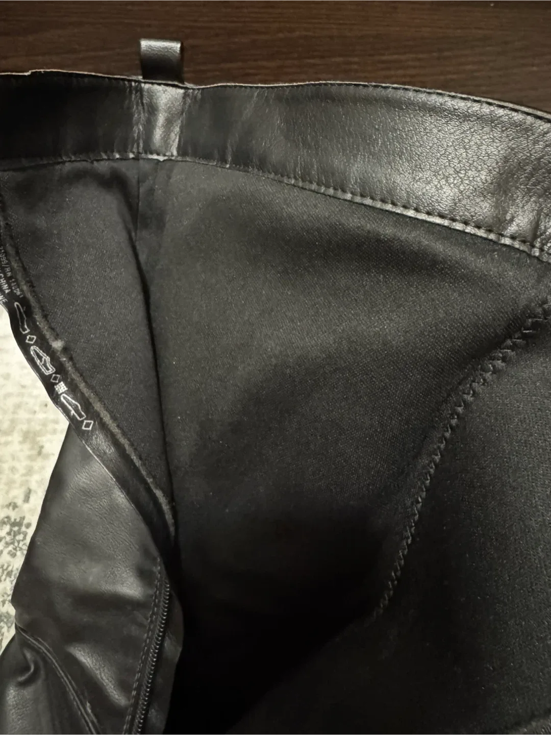 Black Knee-High Platform Boots-Ardene image indicator(4)