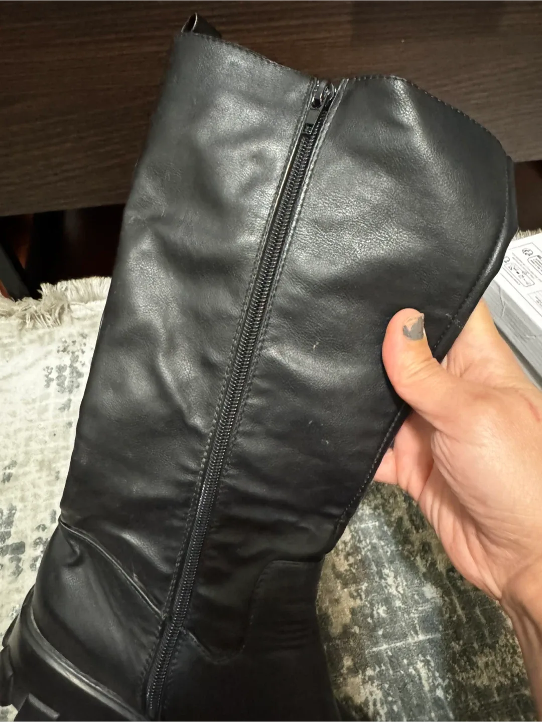 Black Knee-High Platform Boots-Ardene image indicator(5)