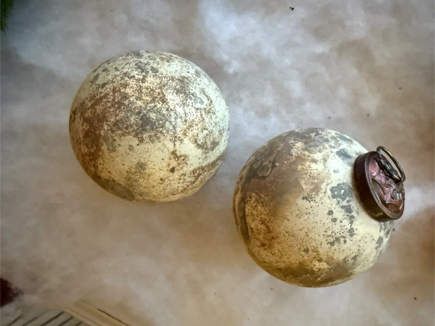 Antique marbled metal ornaments - set of 2