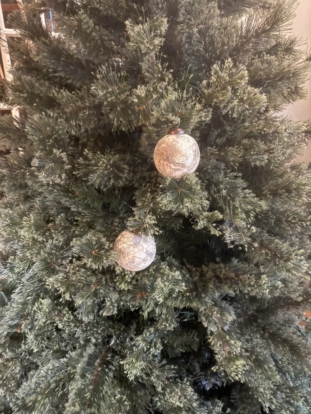 Antique marbled metal ornaments - set of 2 image indicator(4)