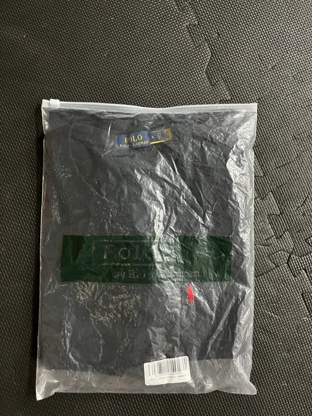 Ralph Lauren Black T-Shirt - Size S image indicator(4)
