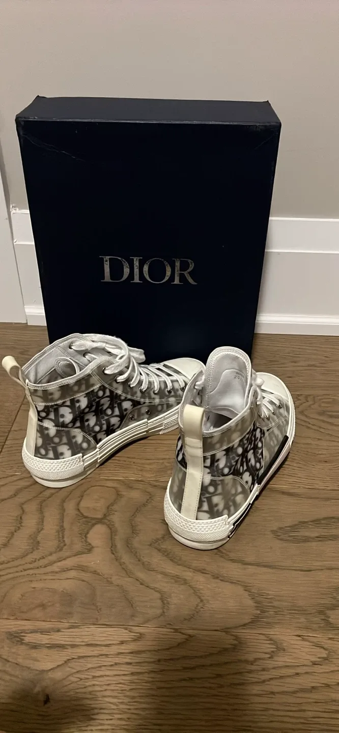 Dior Oblique High-Top Sneakers image indicator(3)
