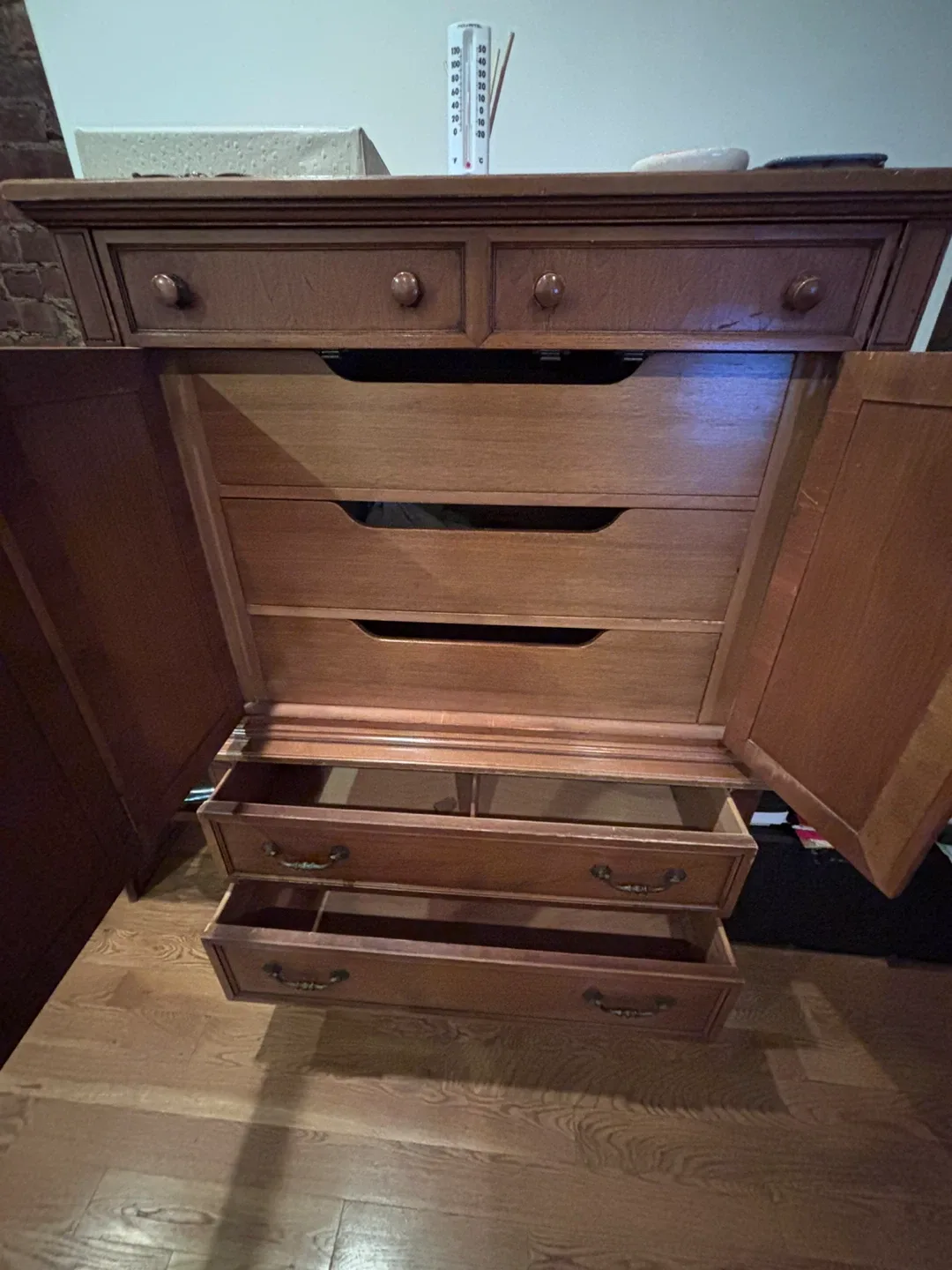 Beautiful Vintage Wooden Armoire image indicator(5)