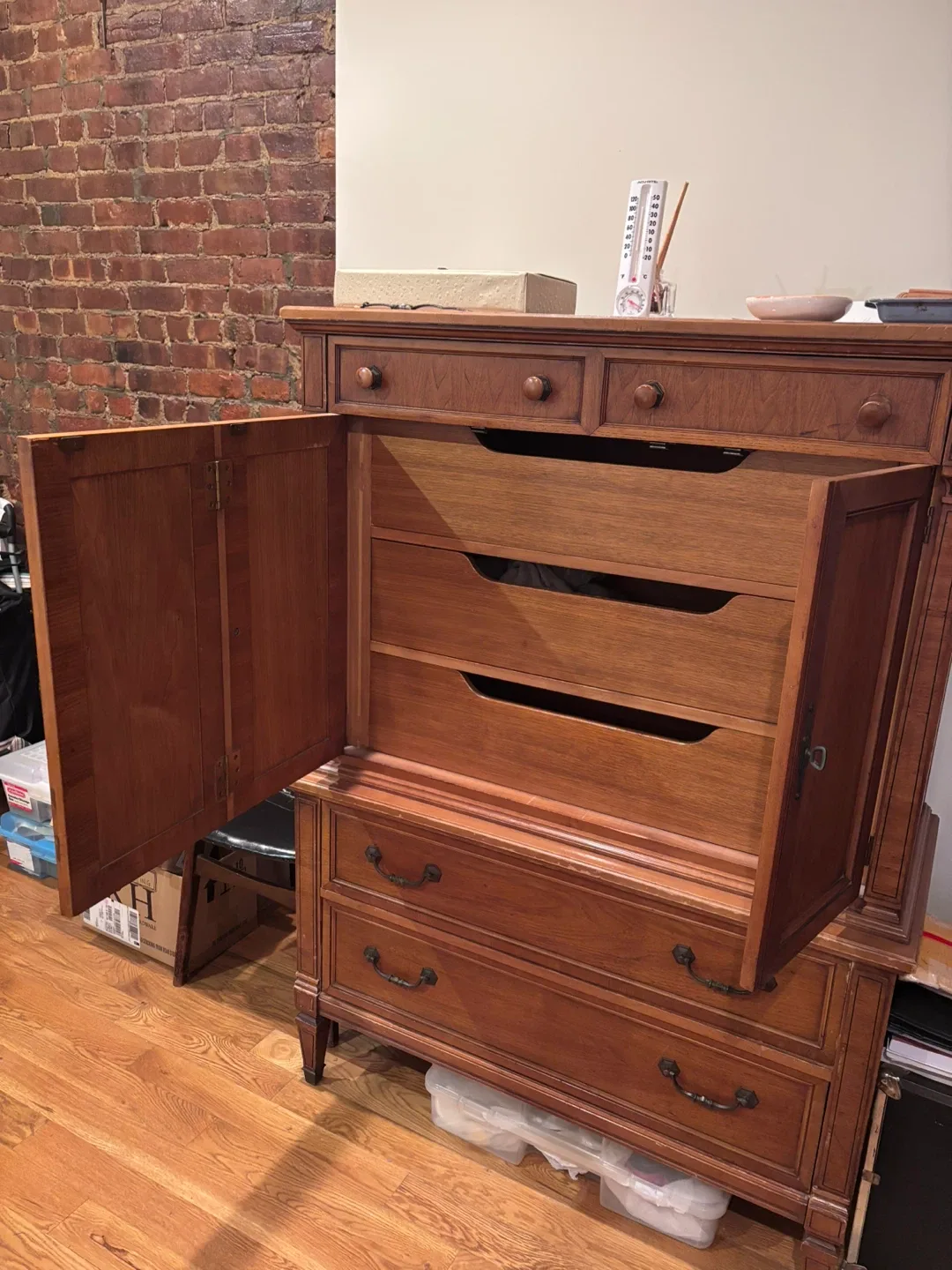 Beautiful Vintage Wooden Armoire image indicator(3)