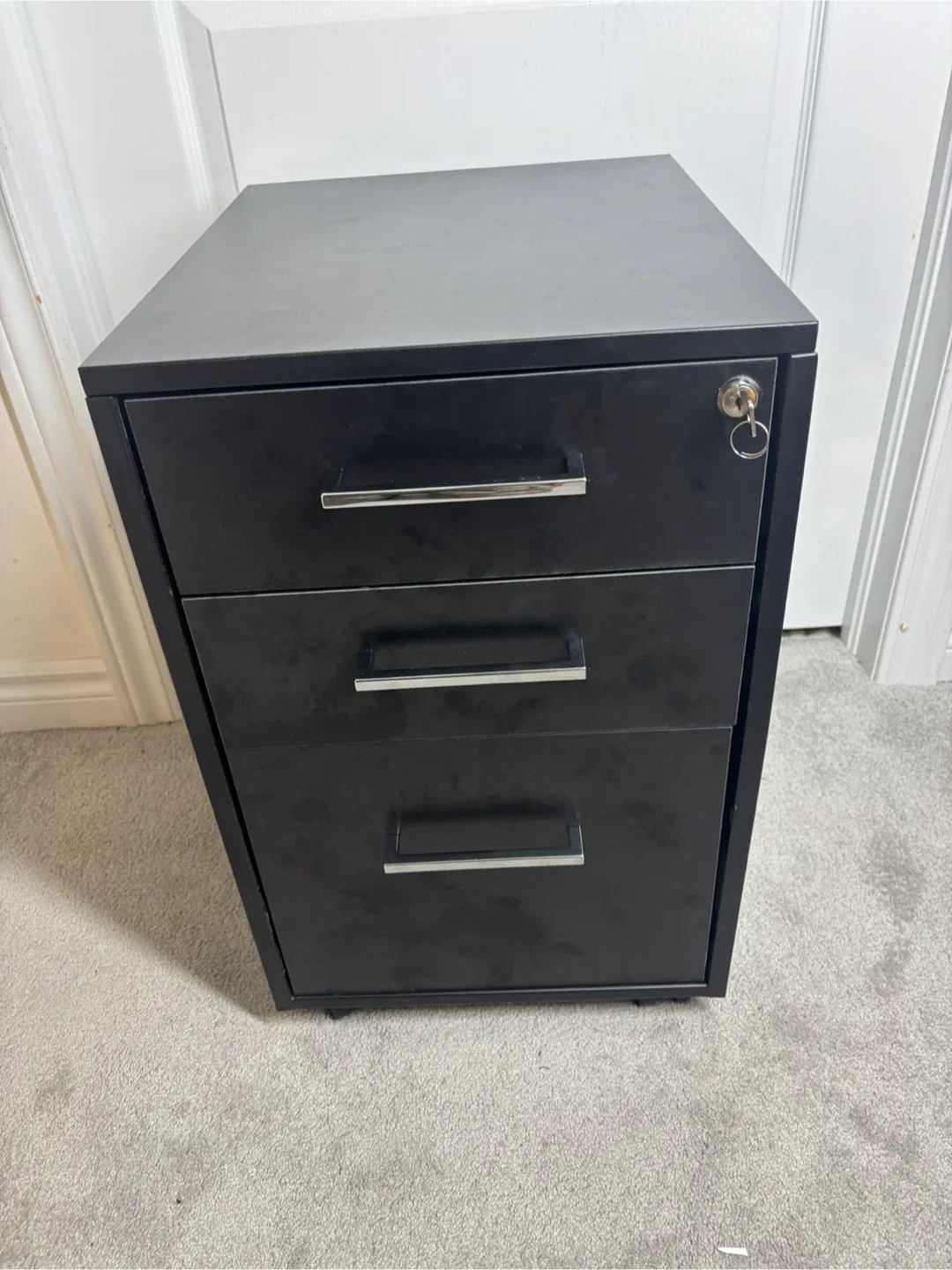 Black Metal 3-Drawer Filing Cabinet with Key image indicator(3)