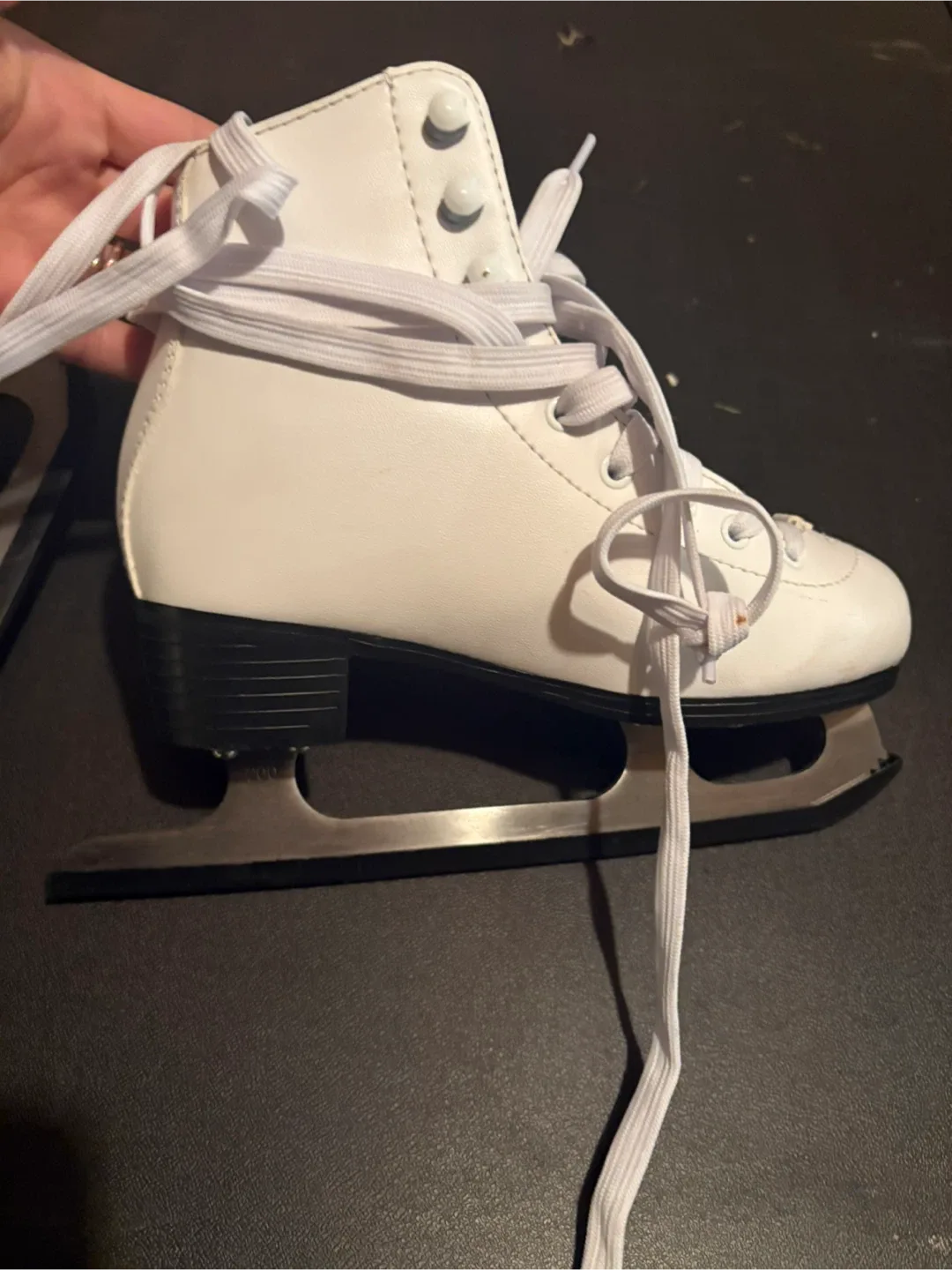 Vickhockey Dream Ice Skates - Size US 2 image indicator(6)