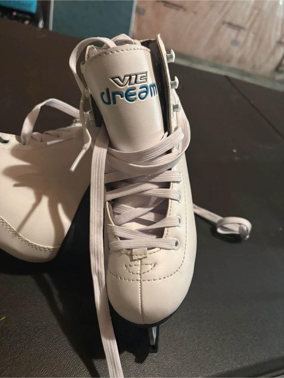 Vickhockey Dream Ice Skates - Size US 2 - photo 2
