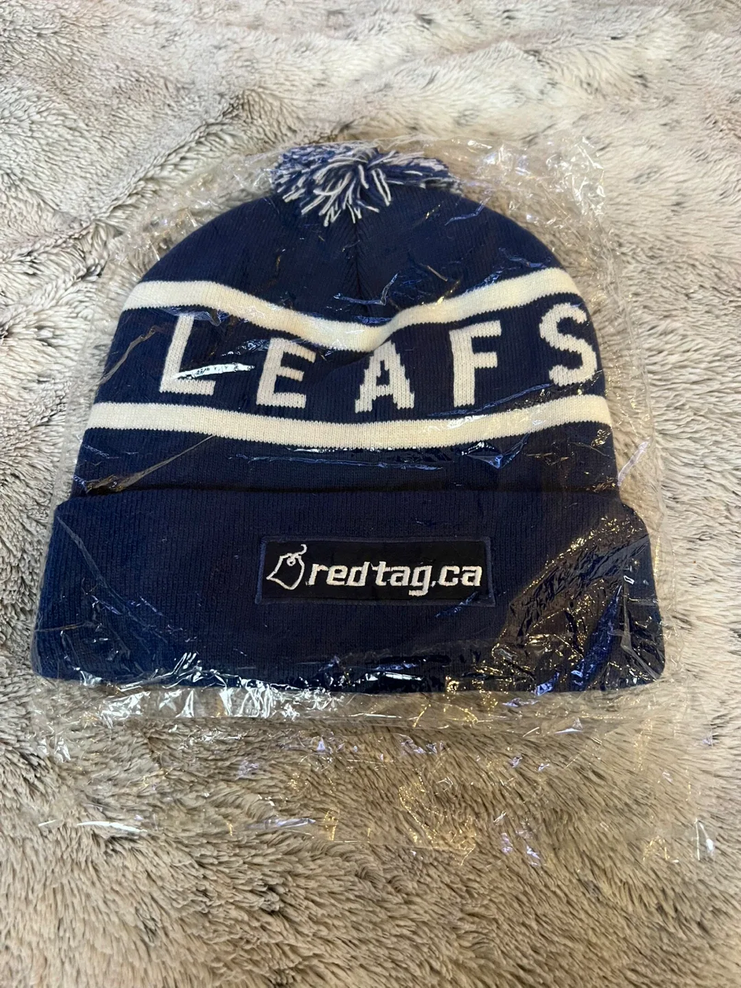 New Toronto Maple Leafs Beanie image indicator(4)