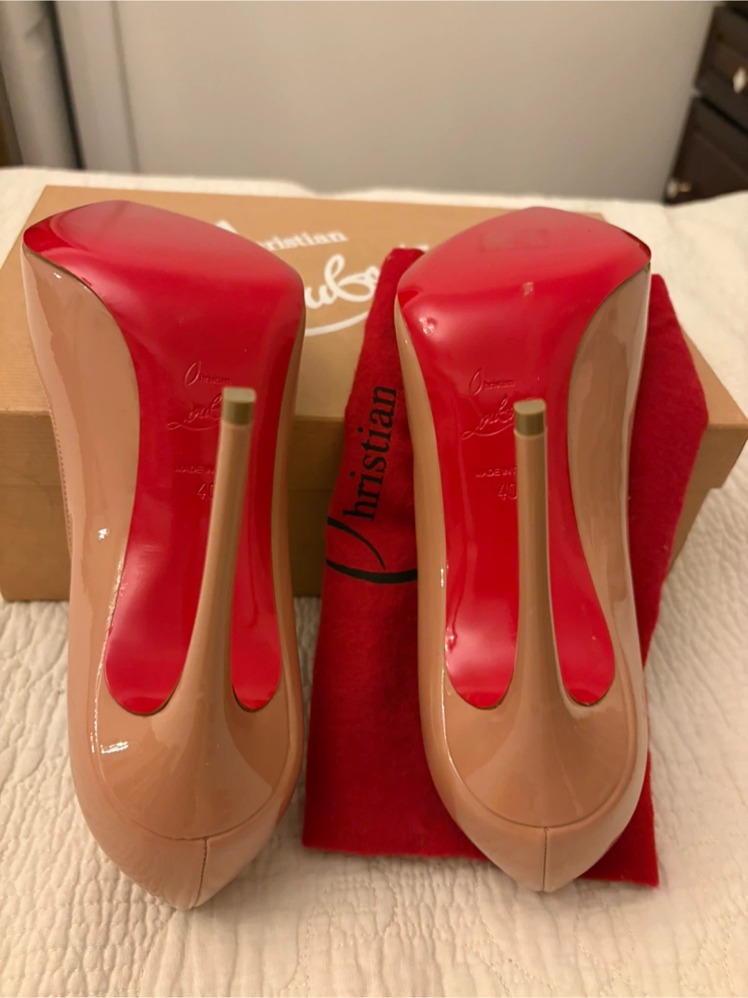 Christian Louboutin Pigalle Follies Heels Size 40 - photo 3