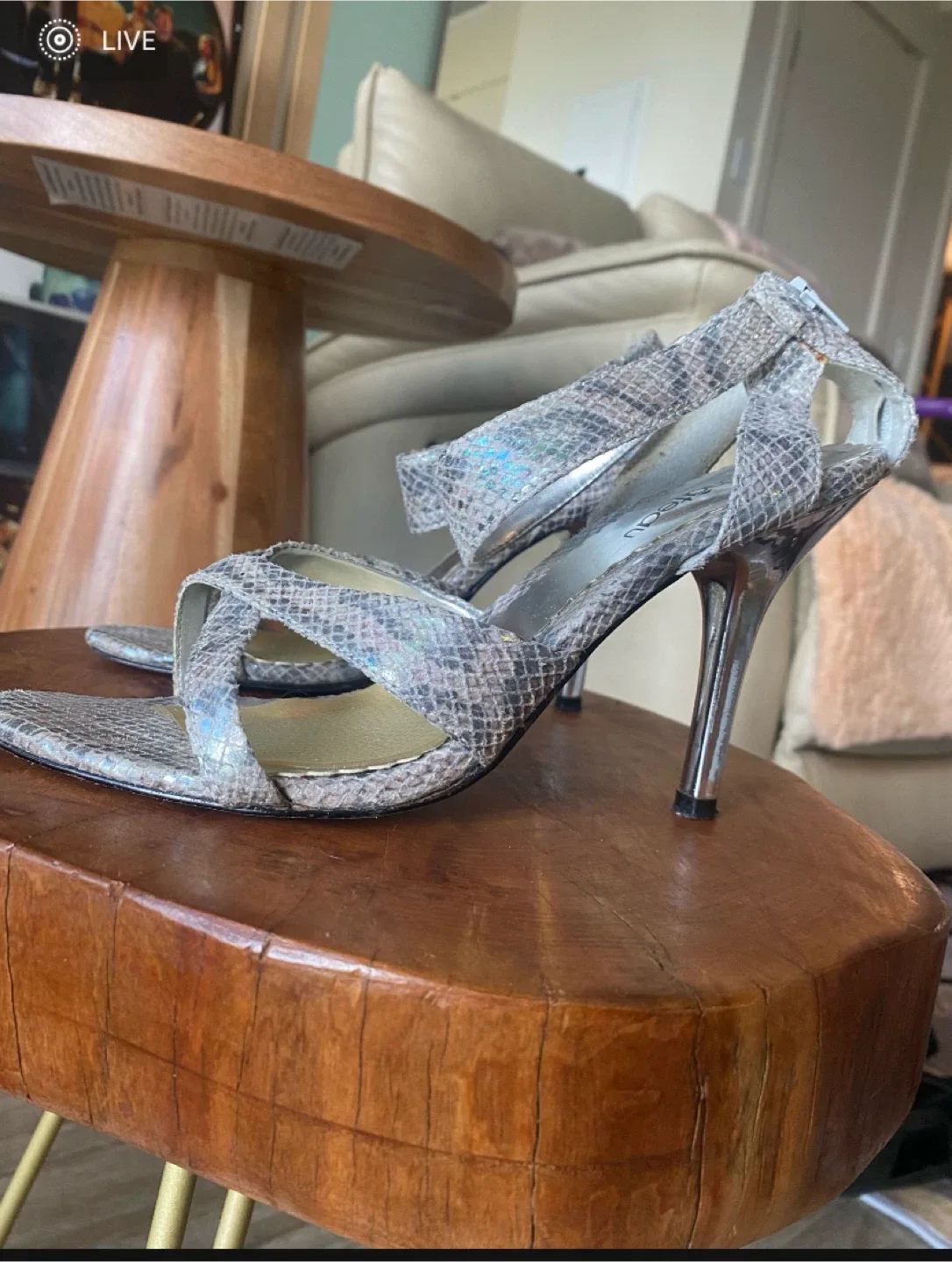 Le Chateau Heels - Size 8 image indicator(2)