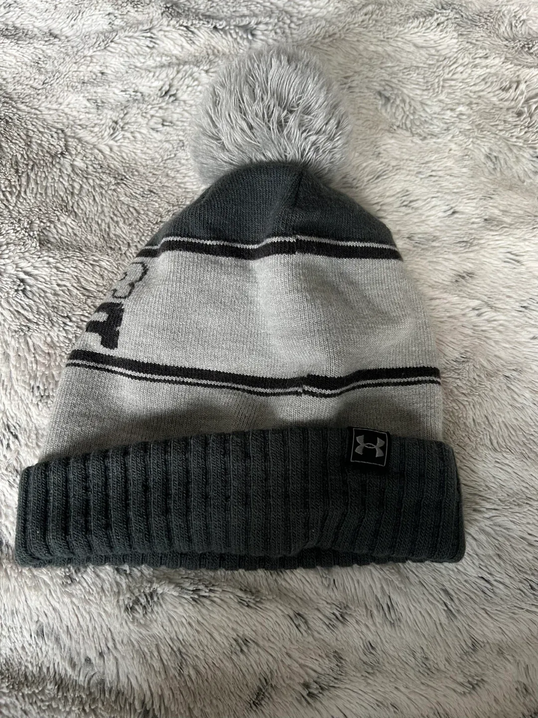Kids Under Armour Gray Beanie image indicator(3)