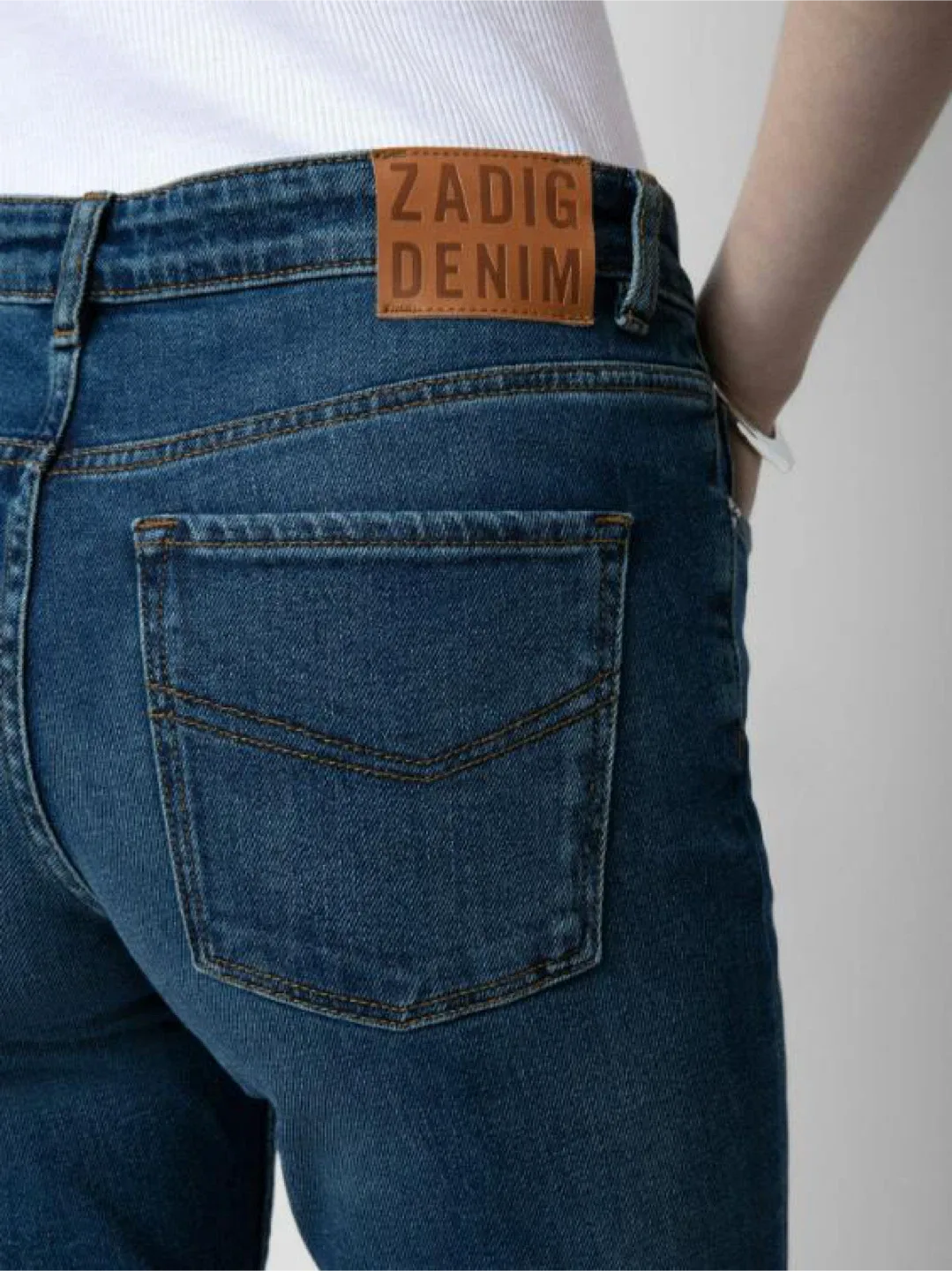 *BRAND NEW* ZADIG & VOLTAIRE Paris Vincente Jeans — 27” image indicator(3)